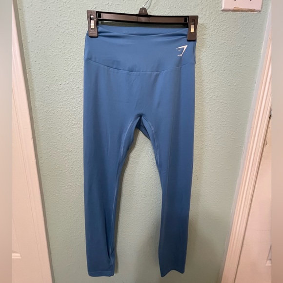 Gym shark training leggings - Picture 1 of 7